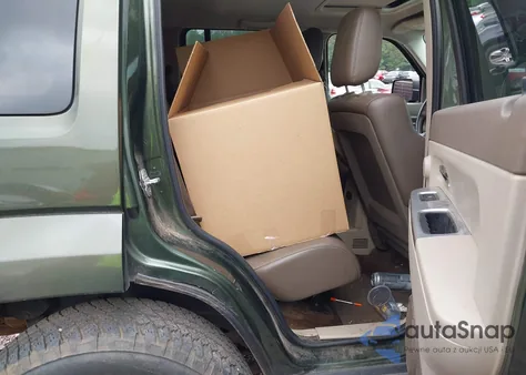 2008 Jeep Liberty Limited Edition z USA, uszkodzony, nr VIN 1J8GP58K78W136849